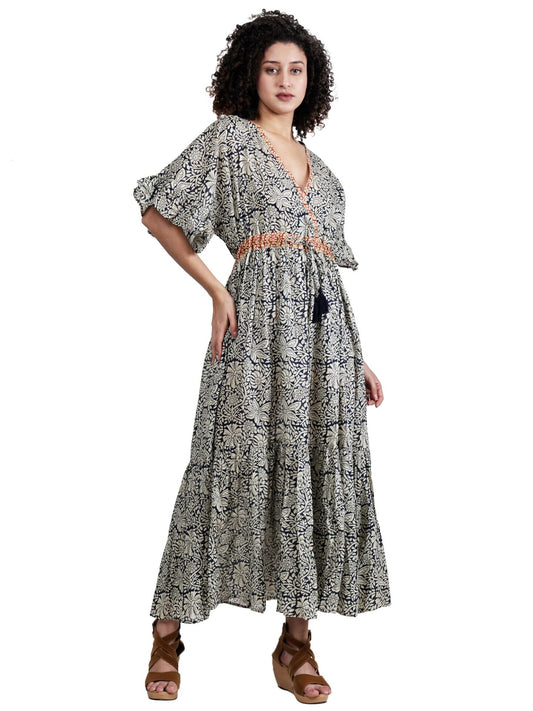 Robe longue taille empire à imprimé tropical